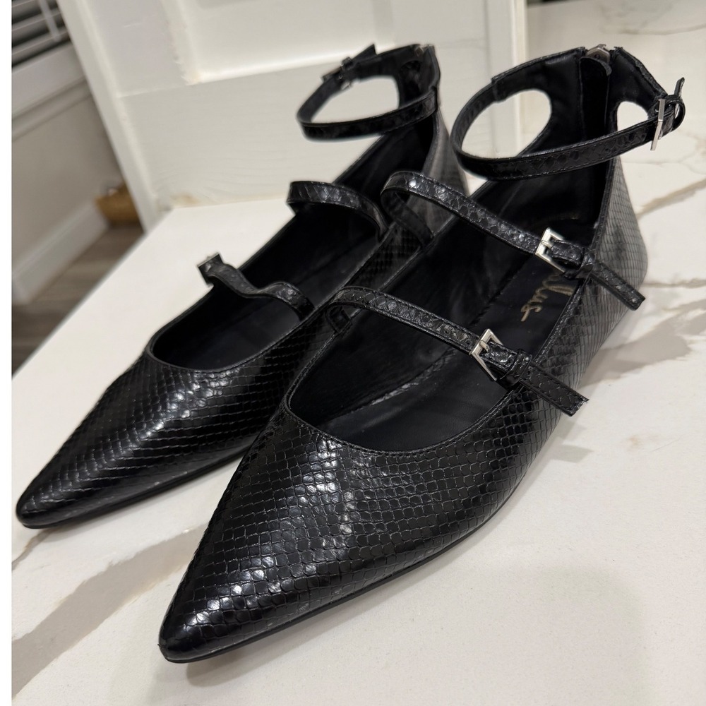 Lulus Black Snakeskin Pointed Toe Triple Strap Mary Jane Flats Minimalist Size 9